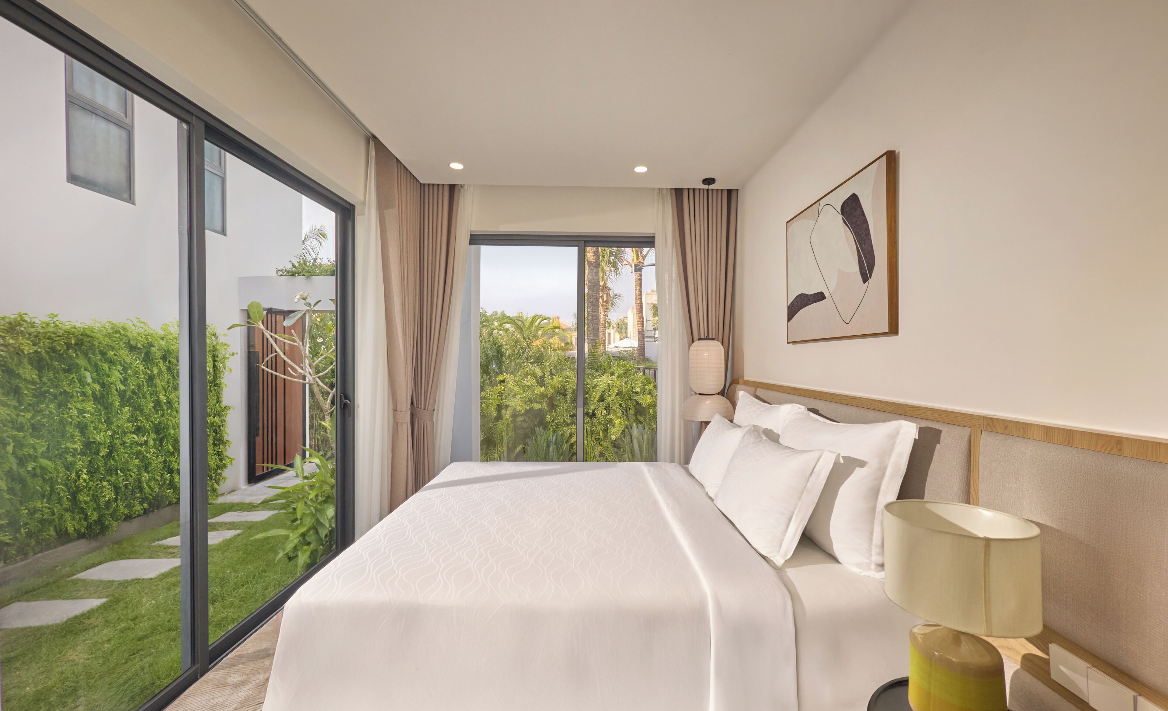 2 Bedroom Villa with Jacuzzi | Premium bedding, down comforters, memory foam beds, minibar