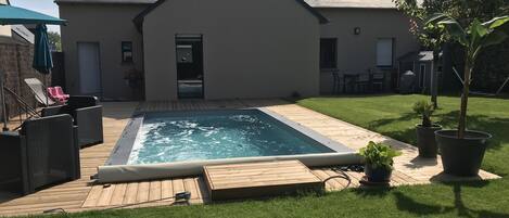Piscine extérieure, piscine chauffée