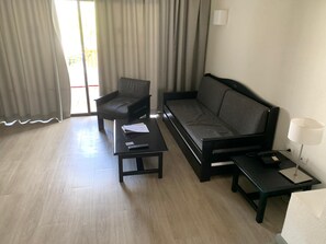 TV - Apartment May Flowers in Los Cristianos (Arona)