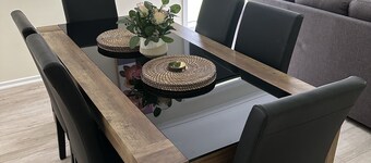 CandE on Wheelton-Centrally Located  Holiday Getaway Home in Kingscote!