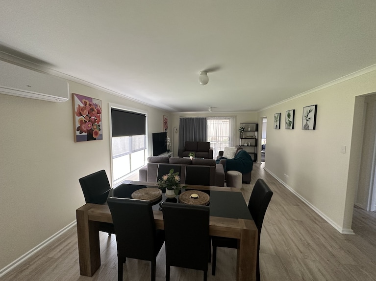 Cande On Wheelton-centrally Located Holiday Getaway Home In Kingscote! - Kingscote
