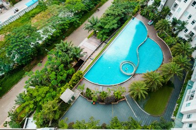 Scenic 1Br Apartment At Mustika Golf Residence