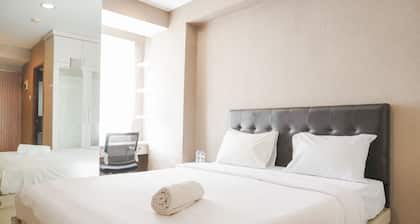 Warm And Cozy Studio At Cinere Bellevue Suites Apartment