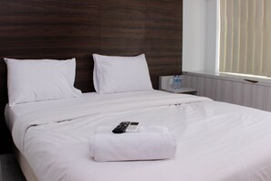 Free WiFi, bed sheets - Great Location Studio Room At Patraland Urbano Apartment (Bekasi)