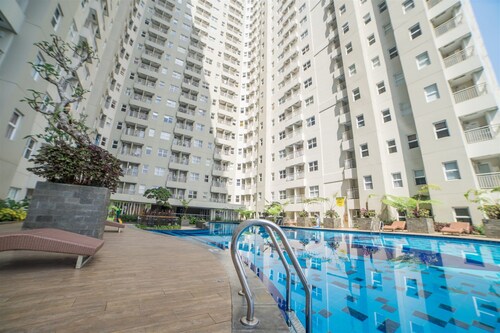 2Br Cozy Apartment At Parahyangan Residence