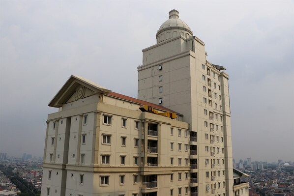 Exterior - Spacious And Elegant 3Br At Grand Palace Kemayoran Apartment (Jakarta)