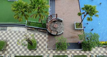 Simply And Clean 2Br Apartment At Vida View Makassar