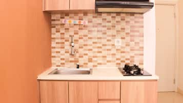Apartemen, 2 kamar tidur | Dapur pribadi | Lemari es, kompor, dan peralatan masak/sendok-piring