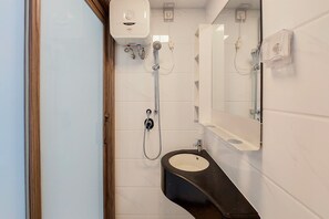 Bathroom - Modern Studio With Cozy Style At Sky House Bsd Apartment (Pagedangan)