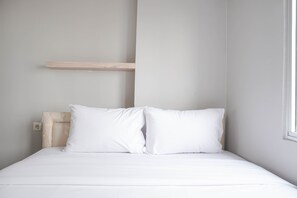 Free WiFi - Nice And Strategic 2Br Apartment At Bassura City (Jakarta)