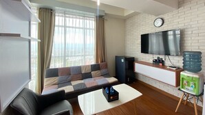 Apartemen | Area keluarga | TV