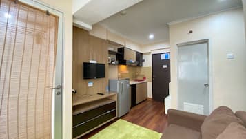 Apartment, 2 Bedrooms | Living area | TV