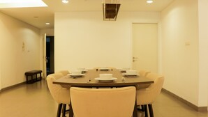 Unclassified image, 3 of 26, button - Big And Elegant 3Br Apartment At Simprug Park Residences (Jakarta)