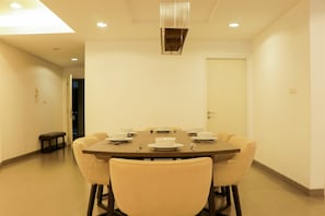 Apartment, 3 Schlafzimmer | Esszimmer