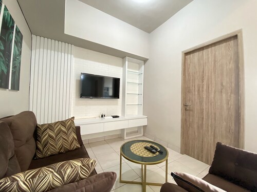 Cozy 2Br Apartment At Newton Residence Bandung