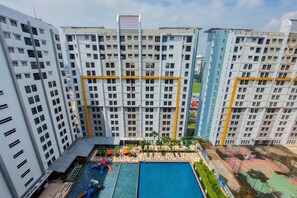 Exterior - Cozy Stay Studio At Paramount Skyline Apartment (Gading Serpong)