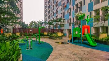 Area giochi per bambini (all'aperto)