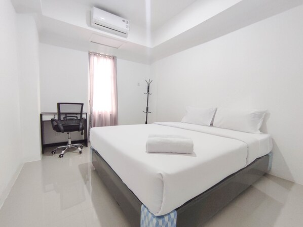 Apartment | Free WiFi - Good Deal 1Br At Paltrow City Apartment (Semarang)