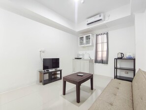 Interior - Good Deal 1Br At Paltrow City Apartment (Semarang)