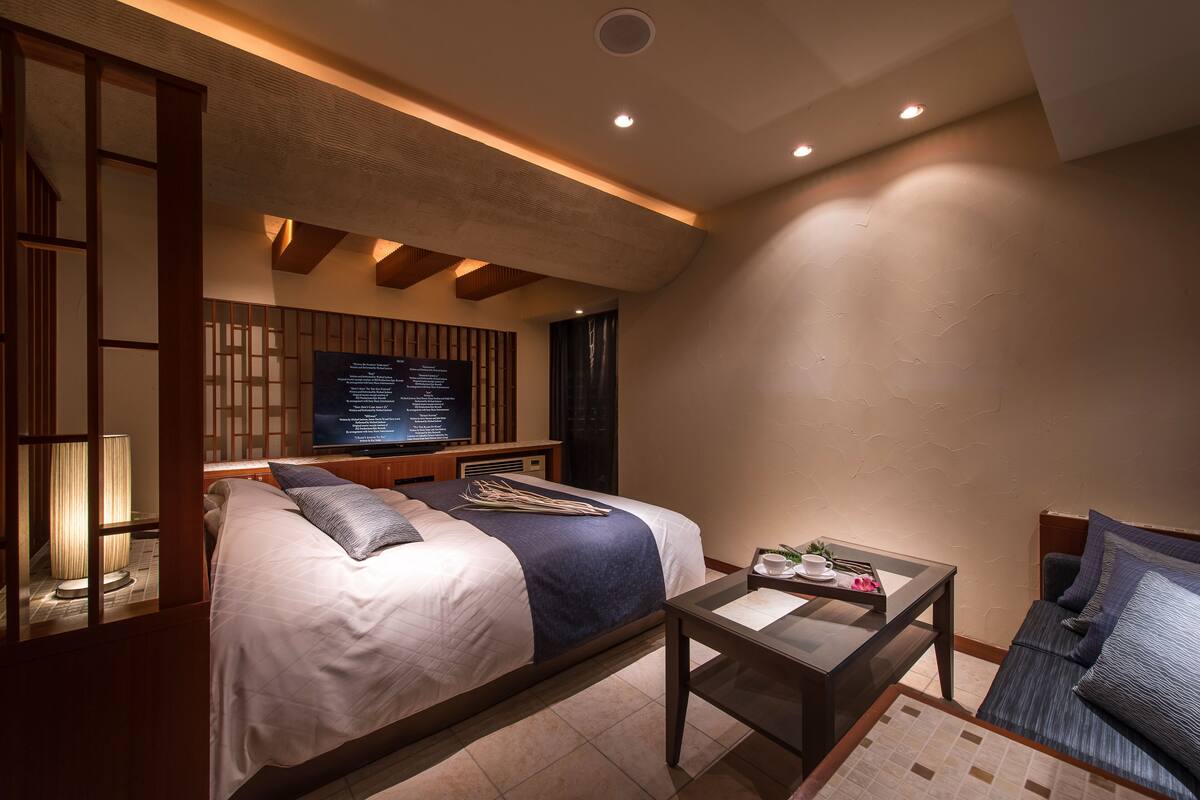 ห้องซูพีเรียดับเบิล | ผ้านวมขนเป็ด, ผ้าม่านกันแสง, Wi-Fi ฟรี, ห้องพักตกแต่งอย่างมีเอกลักษณ์