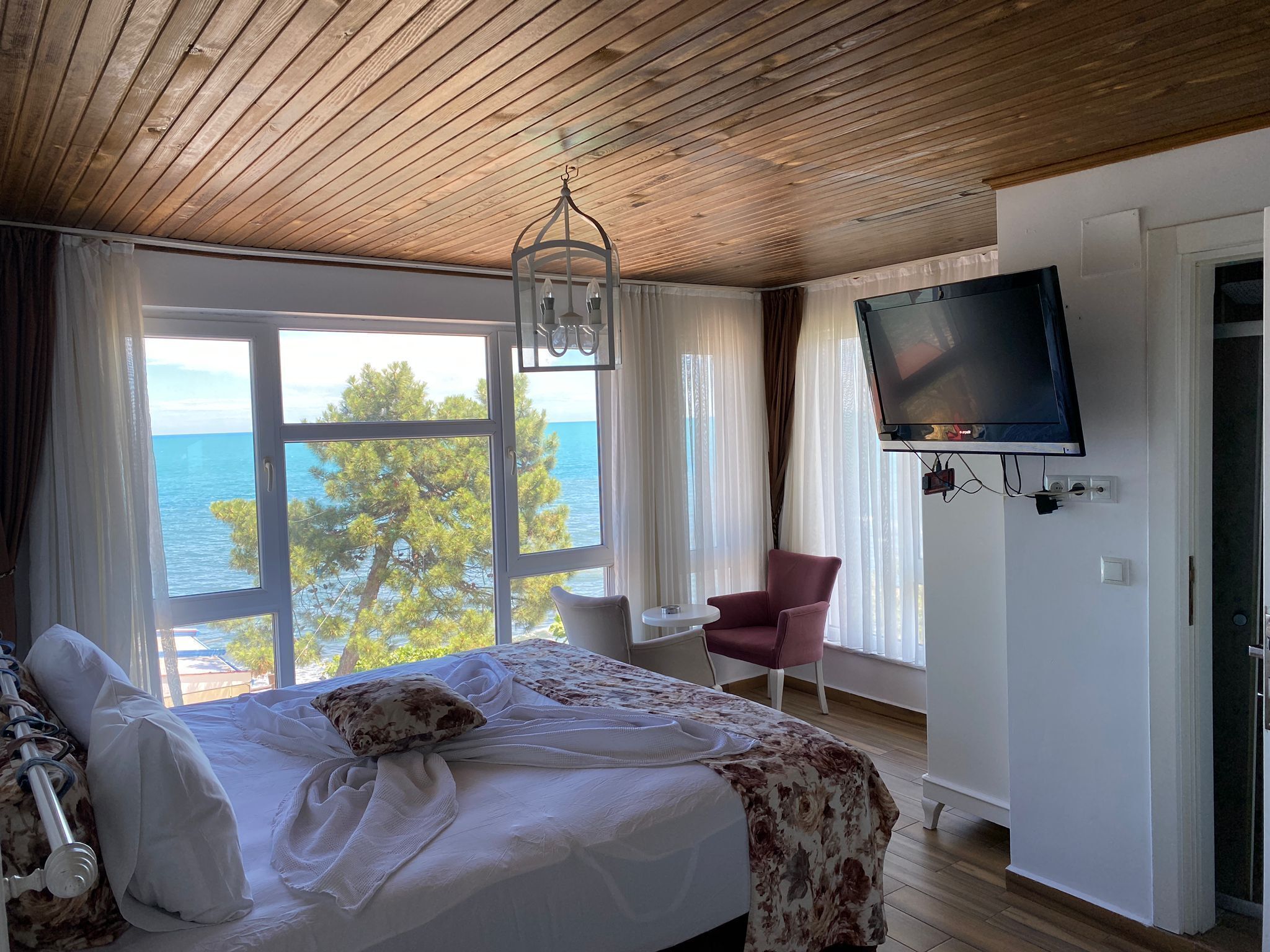 Coffres-forts dans les chambres, décoration personnalisée