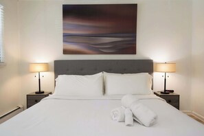 1 chambre, bureau, fer et planche à repasser, Wi-Fi