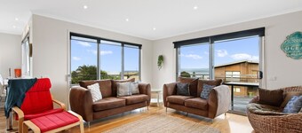 Shore Thing | Spacious Retreat for 15 Guests