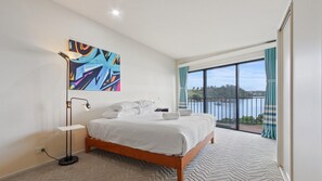 3 bedrooms, iron/ironing board