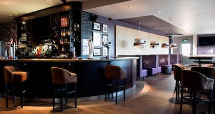 Avonbridge Hotel