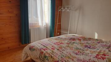 3 slaapkamers, reisbedje, gratis wifi