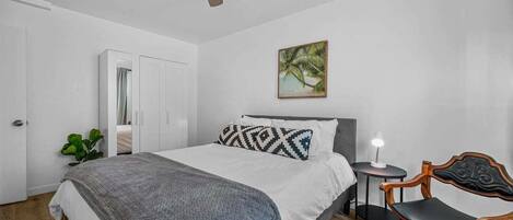 2 bedrooms, iron/ironing board, free WiFi, bed sheets