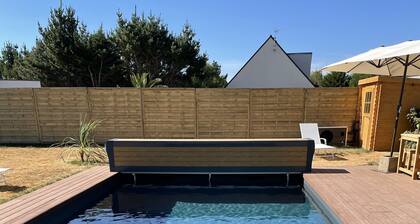 MAGNIFIQUE VILLA AVEC PISCINE A 300 M DE LA PLAGE