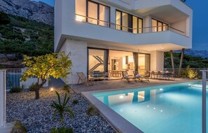 Pool - Luxurious home in Brela (Brela)