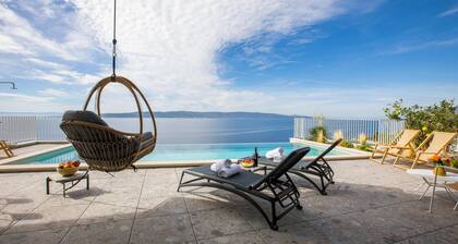 3 bedroom amazing home in Brela