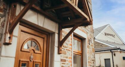 Lovely 3-bed Cottage in the Quiet Hamlet of Horeb