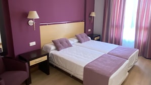 Camera Standard con letto matrimoniale o 2 letti singoli