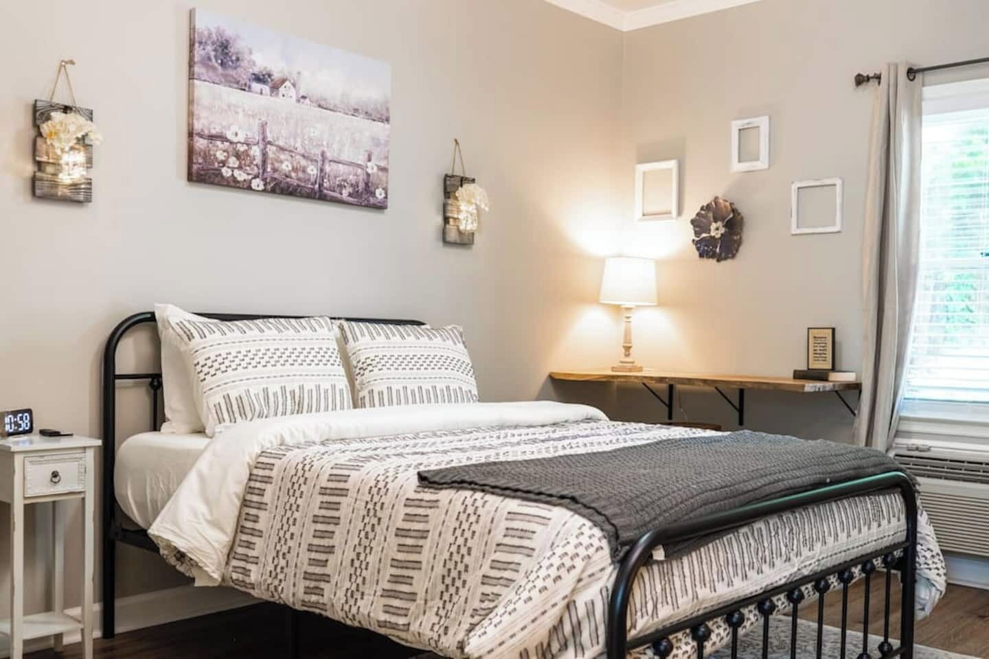 1 多间卧室、办公桌、熨斗/熨衣板、免费 WiFi