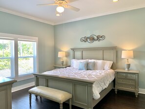 4 bedrooms, travel cot, free WiFi, bed sheets