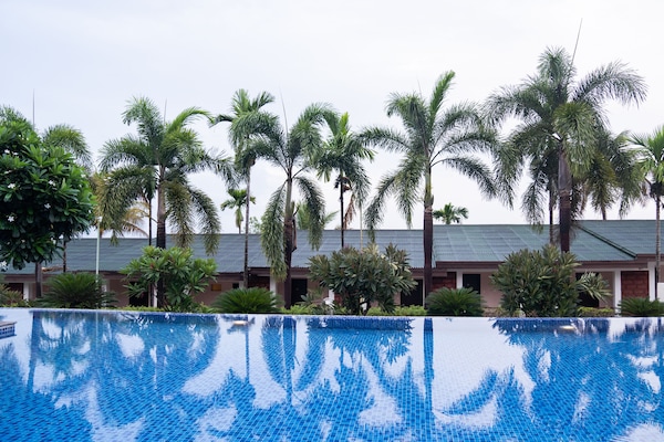 Outdoor pool, open 9:00 AM to 7:00 PM, sun loungers, lifeguards on site
