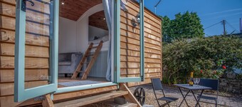 Willow - 1 Bedroom - Amroth