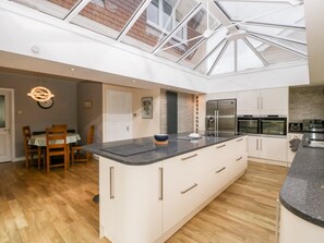 Interior - Sherpa (Romsey)