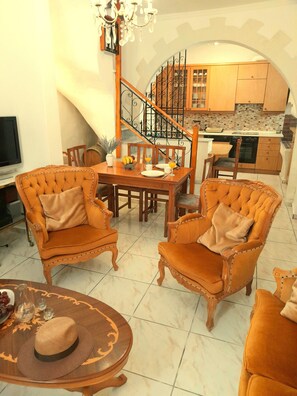 Flat-screen TV, DVD player - Hara Residence (Rethymno)