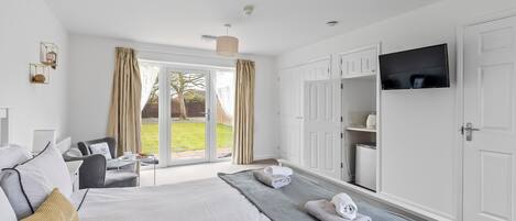 1 Schlafzimmer, kostenloses WLAN, Bettwäsche, Rollstuhlgeeignet