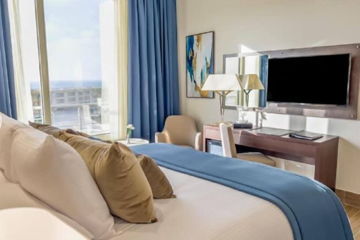 1 habitación, minibar, caja de seguridad en la habitación y wifi gratis