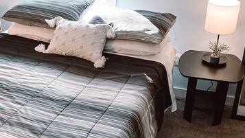 2 bedrooms, desk, iron/ironing board, free WiFi