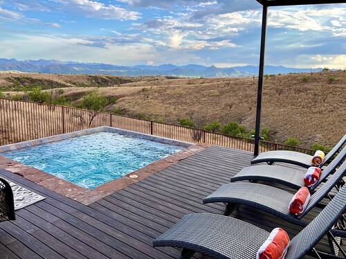 BirdSong Desert Retreat: Reconnect. Rejuvenate.