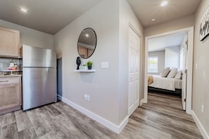 1 makuuhuone, työpöytä, silitysrauta/-lauta, ilmainen Wi-Fi