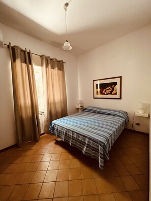 2 bedrooms, free WiFi, bed sheets, wheelchair access