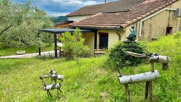 Enceinte de lâhĂ©bergement