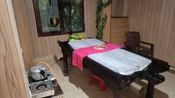 Deep-tissue massages, Swedish massages, Ayurvedic treatments